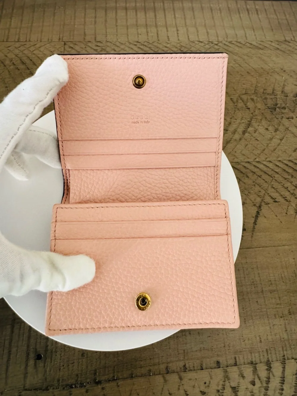 Gucci Bee “Blind for Love” Pink Leather Card Holder Wallet